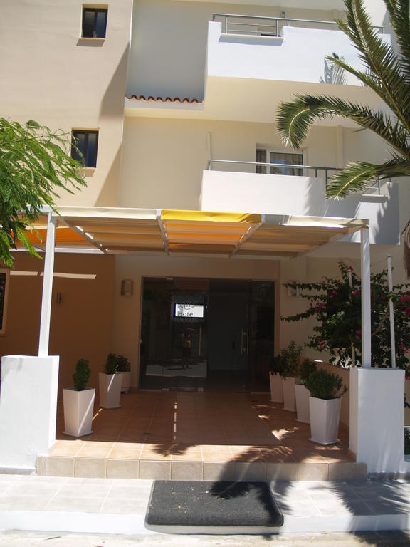 Iolkos Hotel Karpathos Town  Exterior photo